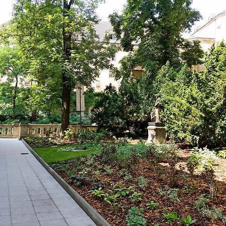 Hotel Svaty Jan Praga Esterno foto