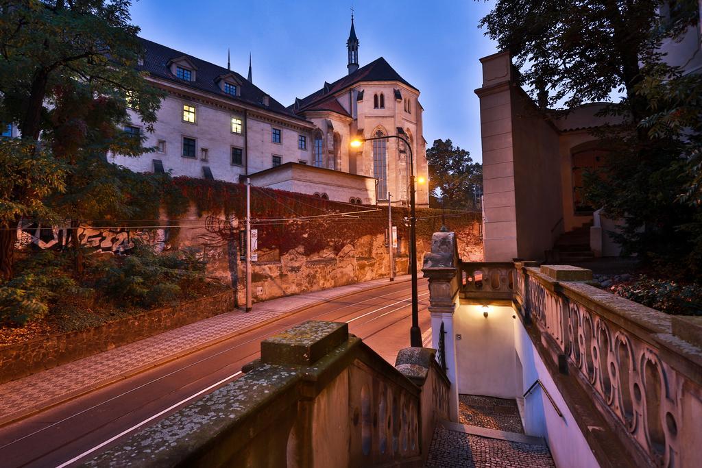 Hotel Svaty Jan Praga Esterno foto