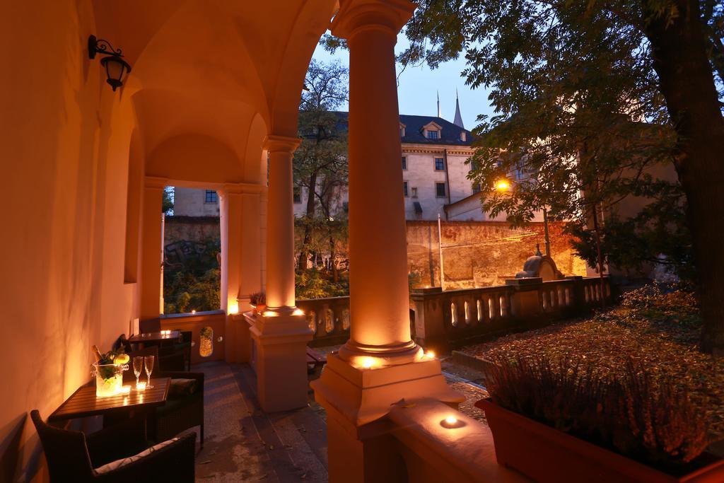 Hotel Svaty Jan Praga Esterno foto
